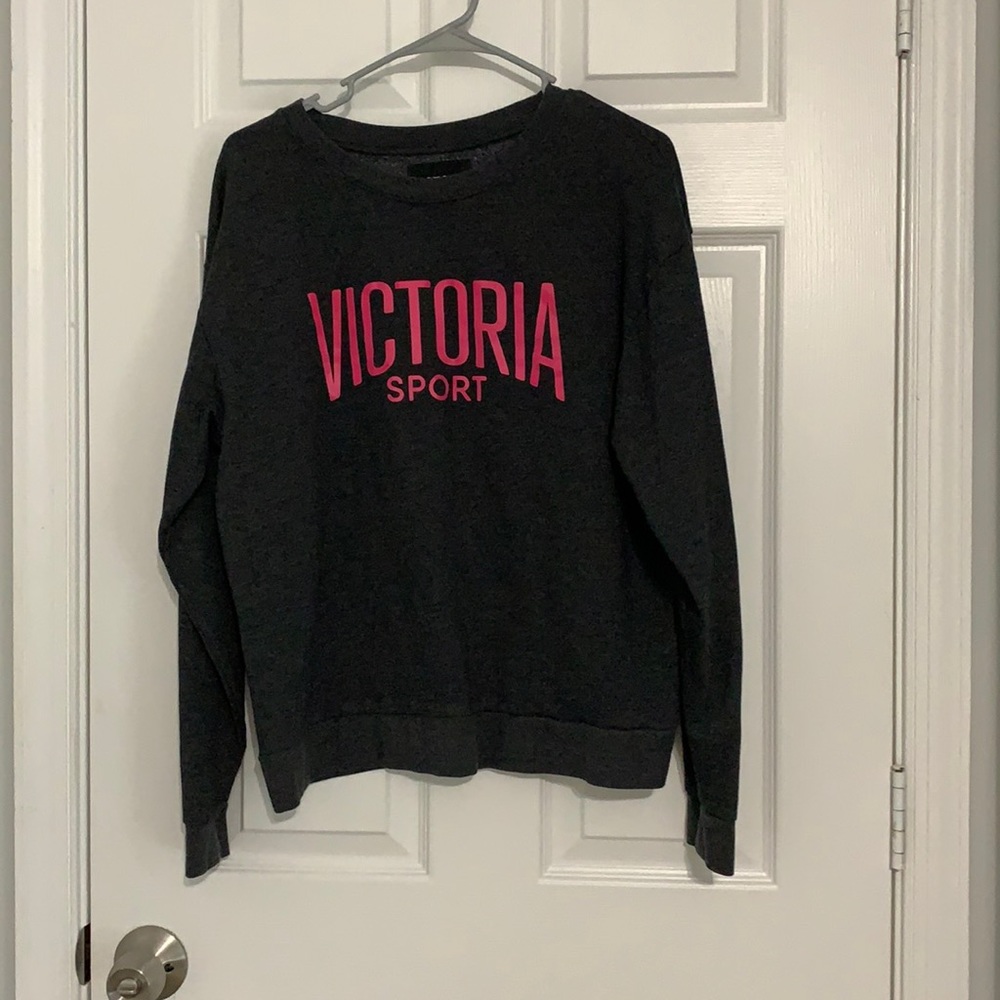 Victoria sport crew neck sweater